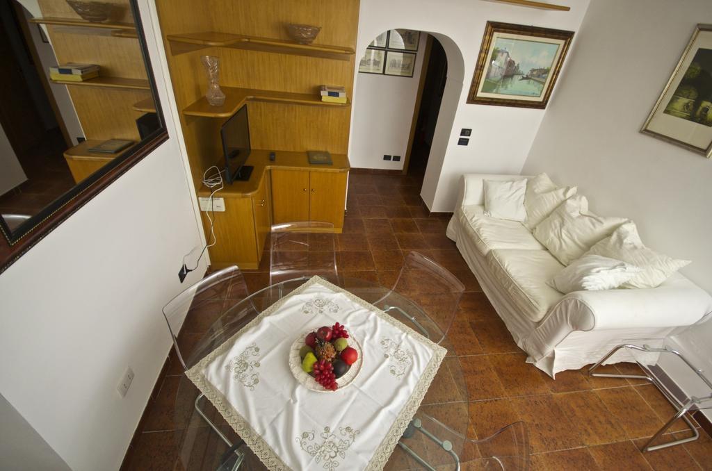 Apartment Arenula Řím Pokoj fotografie