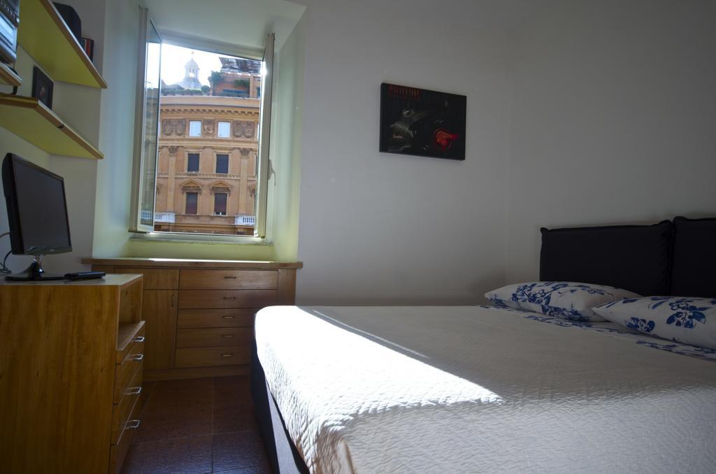 Apartment Arenula Řím Pokoj fotografie