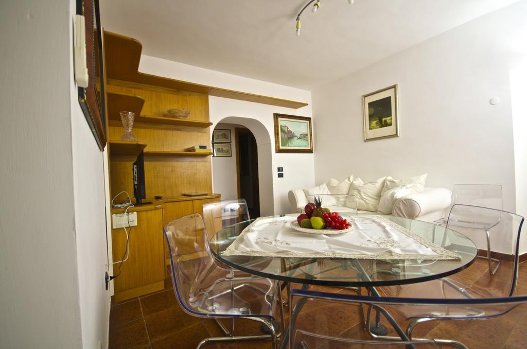 Apartment Arenula Řím Pokoj fotografie